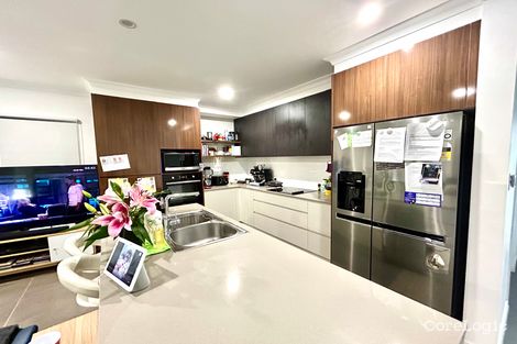 Property photo of 68 Edge Court Manoora QLD 4870