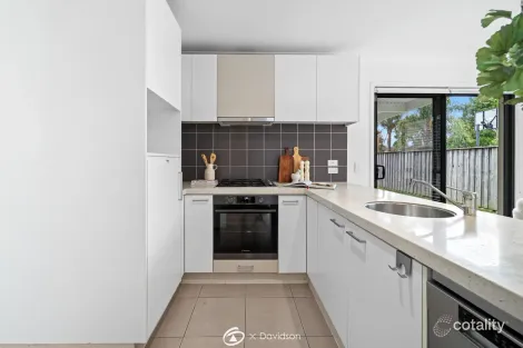 Property photo of 28 Whitfield Parade Hammondville NSW 2170