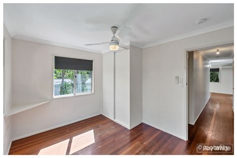 Property photo of 407 Stenhouse Street Koongal QLD 4701