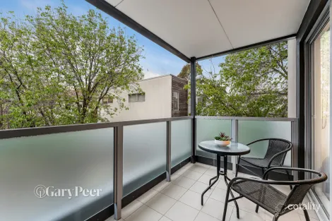 Property photo of 24/4A Lansdowne Road St Kilda East VIC 3183