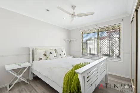 Property photo of 3 Outrigger Drive Robina QLD 4226