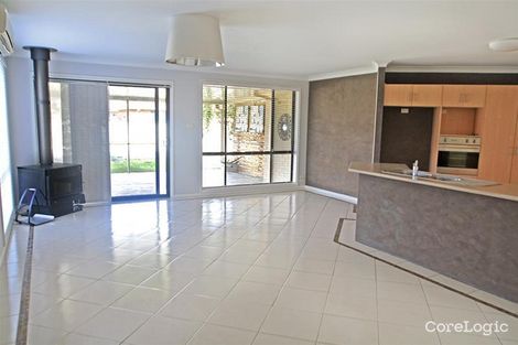 Property photo of 12 Aaron Cove Rutherford NSW 2320