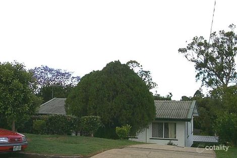 6 Normanton St, Stafford Heights, QLD 4053