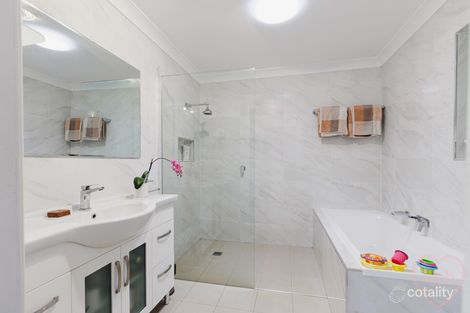 Property photo of 27 Eggleston Crescent Chifley ACT 2606