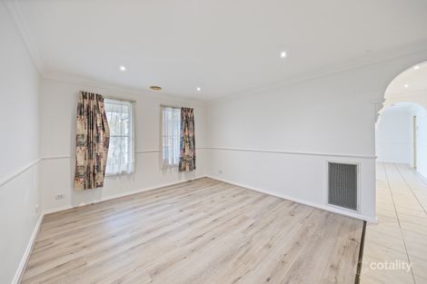 Property photo of 37 Hunt Club Boulevard Cranbourne East VIC 3977