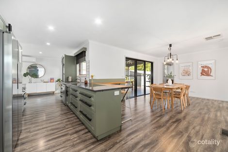 Property photo of 8 Albany Place Mount Martha VIC 3934