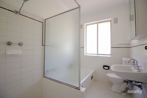 Property photo of 11/2 Fairway Close Manly Vale NSW 2093