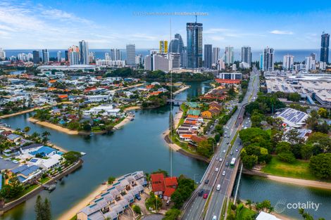 Property photo of 1/47 Hooker Boulevard Broadbeach Waters QLD 4218
