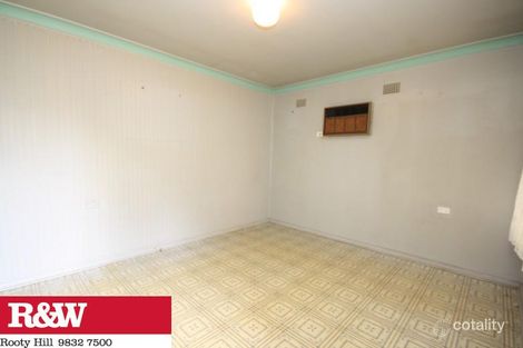 Property photo of 23 Palmyra Avenue Lethbridge Park NSW 2770