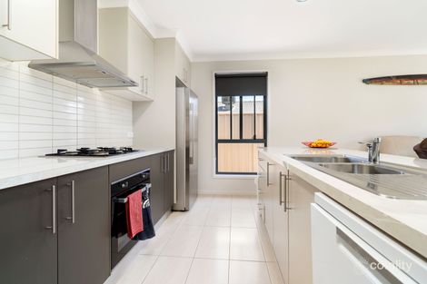 Property photo of 25 Mortimer Terrace Leneva VIC 3691