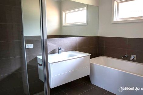 Property photo of 1/13 Felicia Grove Forest Hill VIC 3131