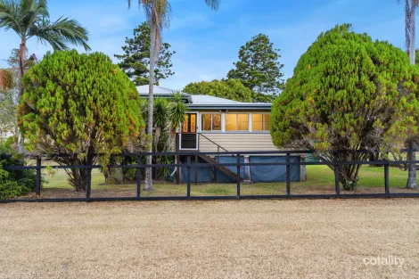 19 WOOD ST, MOUNT CHALMERS, QLD 4702