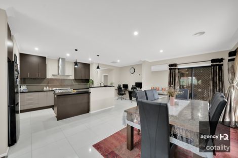 Property photo of 18 Sladen Street Wyndham Vale VIC 3024