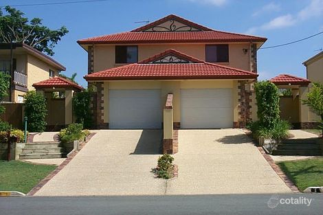 26 Poinciana Cres, Bundall, QLD 4217