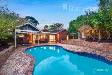 Property photo of 11 Robin Court Pakenham VIC 3810
