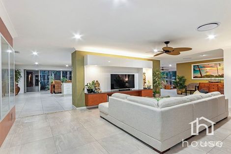 Property photo of 9 Walnut Close Yamanto QLD 4305