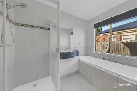 Property photo of 16 Murchison Way Thomastown VIC 3074