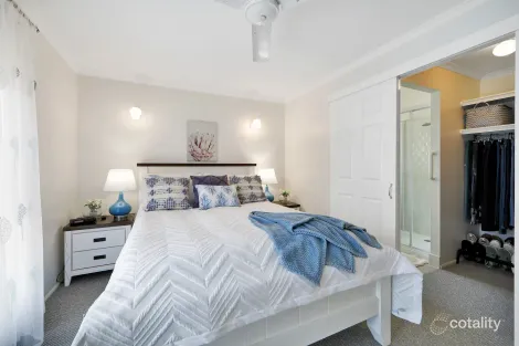 Property photo of 19 Dennis Court Avoca QLD 4670