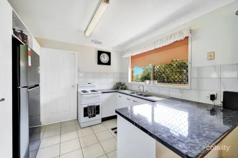Property photo of 19 Dennis Court Avoca QLD 4670