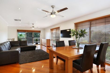 Property photo of 19 Green Valley Grove Meadow Heights VIC 3048