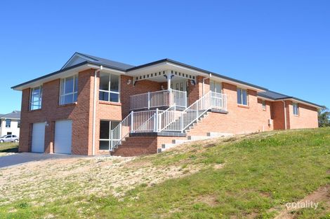 Property photo of 26 Hillcrest Avenue Bowenfels NSW 2790