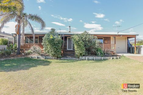 Property photo of 7 Fawkner Road Two Rocks WA 6037