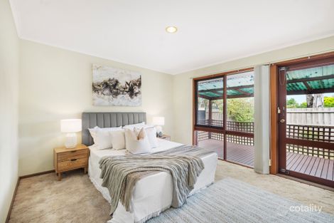 Property photo of 5 Tonelli Crescent Mill Park VIC 3082