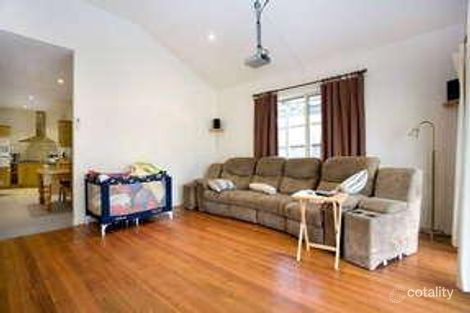 Property photo of 30 Larbert Road Mooroolbark VIC 3138