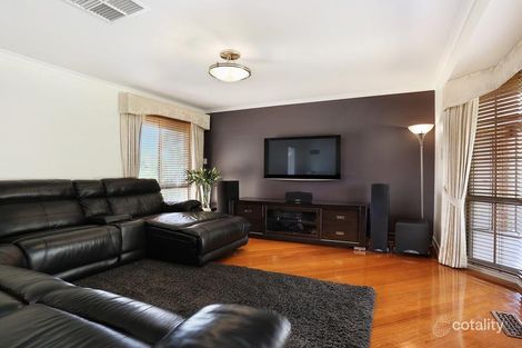 Property photo of 19 Green Valley Grove Meadow Heights VIC 3048