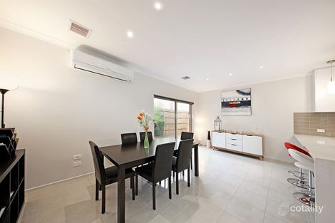 Property photo of 1/24 Prince Edward Avenue McKinnon VIC 3204