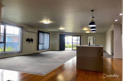 Property photo of 22 Sandy Crescent Wynyard TAS 7325