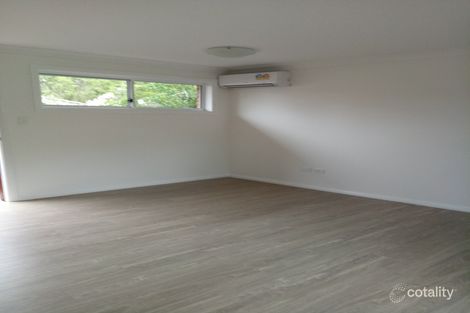 Property photo of 4 Swallow Place Ingleburn NSW 2565