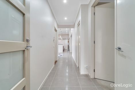 Property photo of 121 Kinglake Drive Manor Lakes VIC 3024