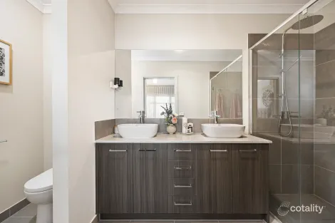 Property photo of 10 Mitiamo Street Eynesbury VIC 3338