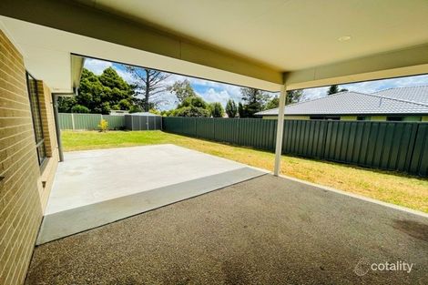 Property photo of 9 Lara Avenue Armidale NSW 2350