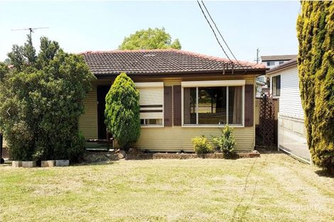 Property photo of 45 Ellam Drive Seven Hills NSW 2147