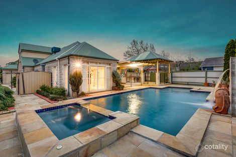 Property photo of 18 Sovereign Way Hillside VIC 3037