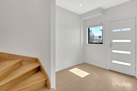 Property photo of 33 Terminus Street Tarneit VIC 3029