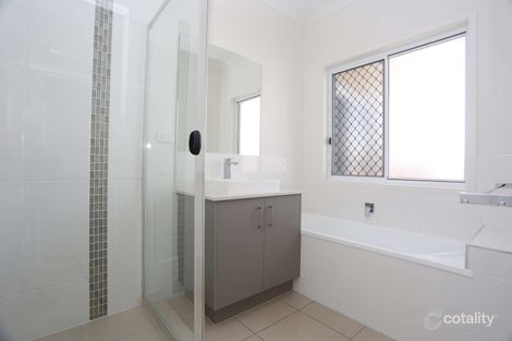 Property photo of 69 Hanover Drive Pimpama QLD 4209