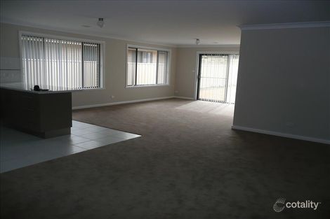 Property photo of 58 Diamond Drive Orange NSW 2800