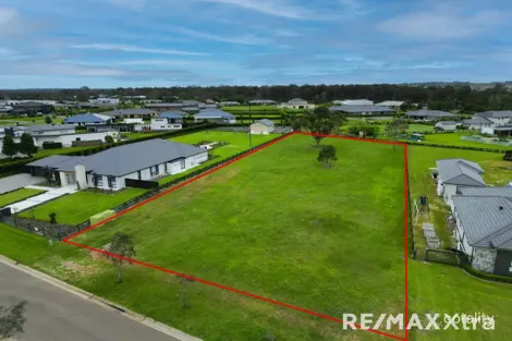 Property photo of 13 Humewood Place Luddenham NSW 2745