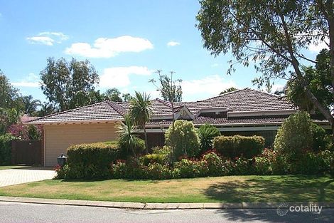 2 Synge Pl, Waterford, WA 6152