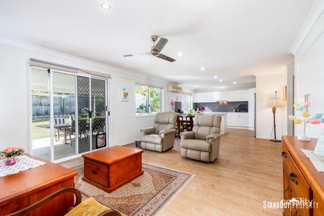 Property photo of 7 Albert Place Sandstone Point QLD 4511