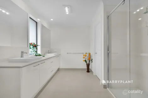 Property photo of 14 Artemis Drive Cranbourne East VIC 3977
