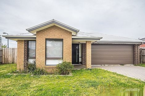 Property photo of 81 Calais Circuit Cranbourne West VIC 3977