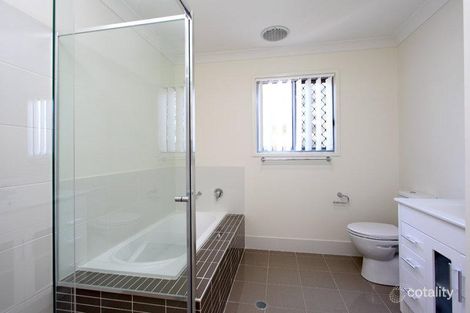 Property photo of 6/12 Singh Street Wynnum West QLD 4178