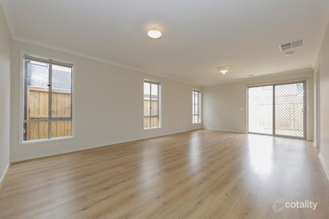 Property photo of 86 Castillo Avenue Clyde North VIC 3978