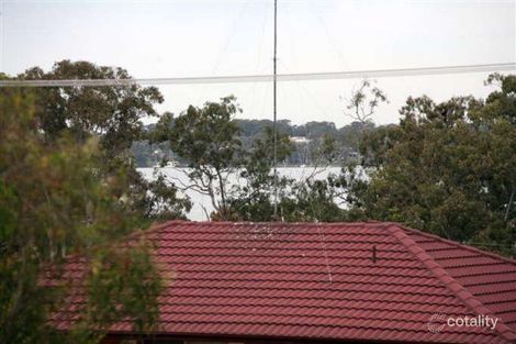 Property photo of 25 Hampstead Way Rathmines NSW 2283