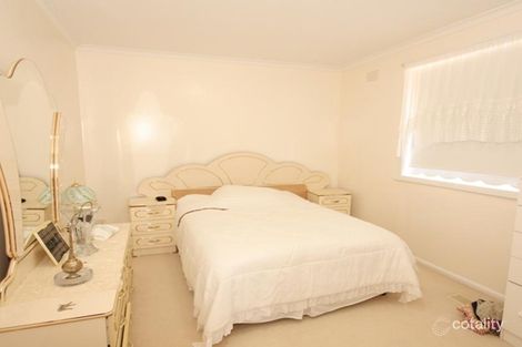 Property photo of 19 Kilmore Crescent Dallas VIC 3047