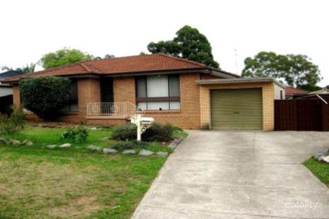 Property photo of 8 Stromeferry Crescent St Andrews NSW 2566